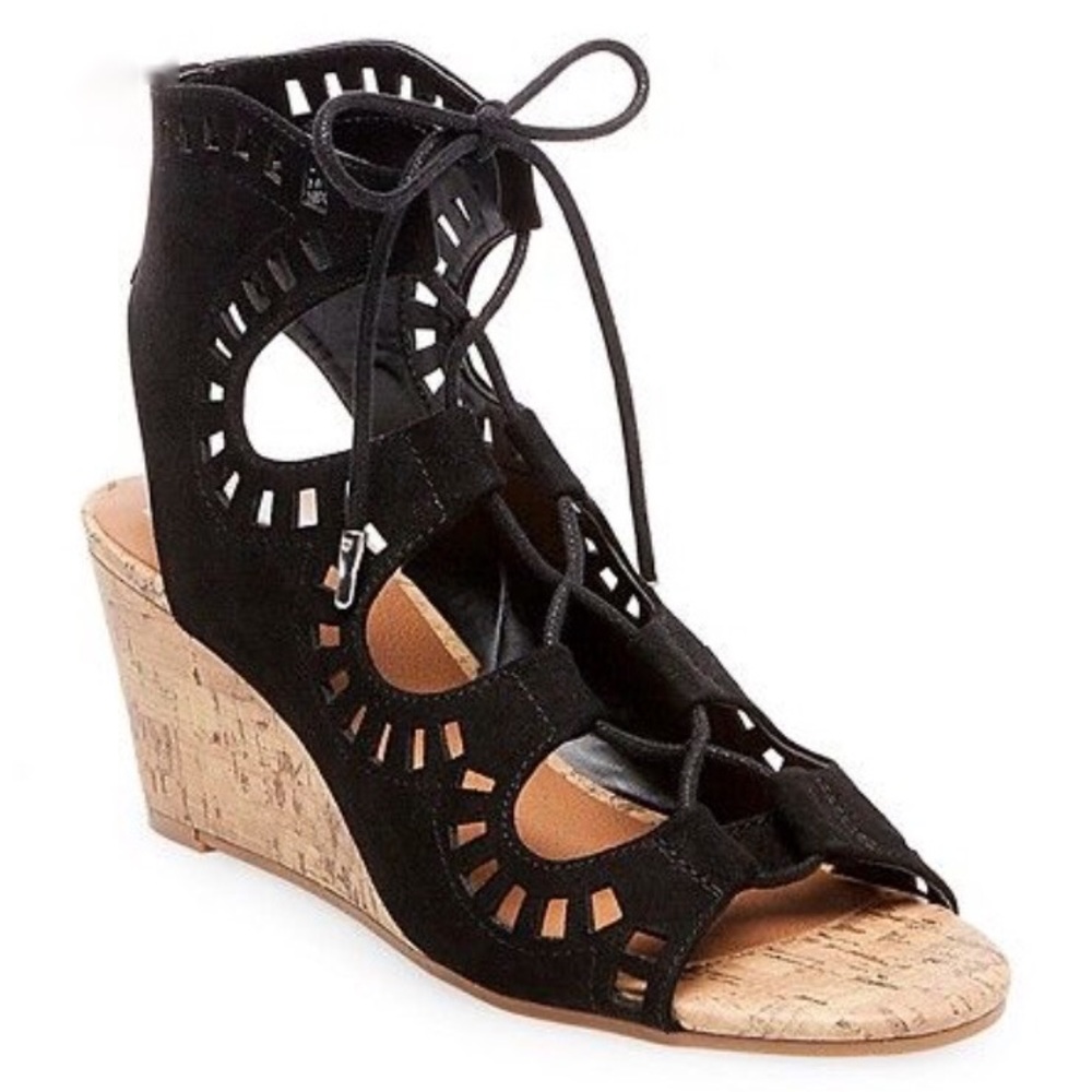 Dolce Vita wedges size 7!